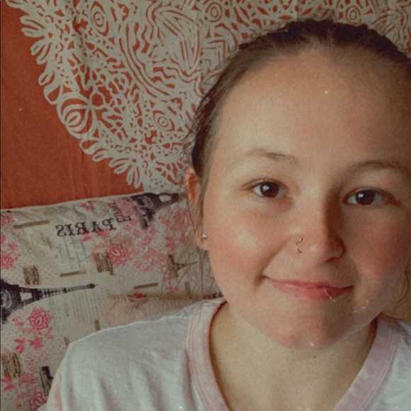 Meet your Posher, Celie - Picture 1 of 1